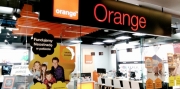 Klient Orange przedłużył umowę i dostał telefon... pochodzący z kradzieży. Operator bezradny